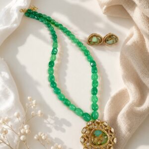 Agates with kundan