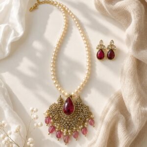 Swarovski pearls with Ad pendant