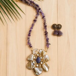 Amethyst chip stones